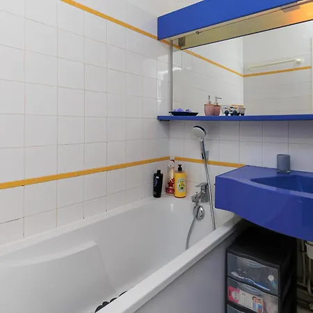 Puchouau En Rez Jardin Apartmán *
